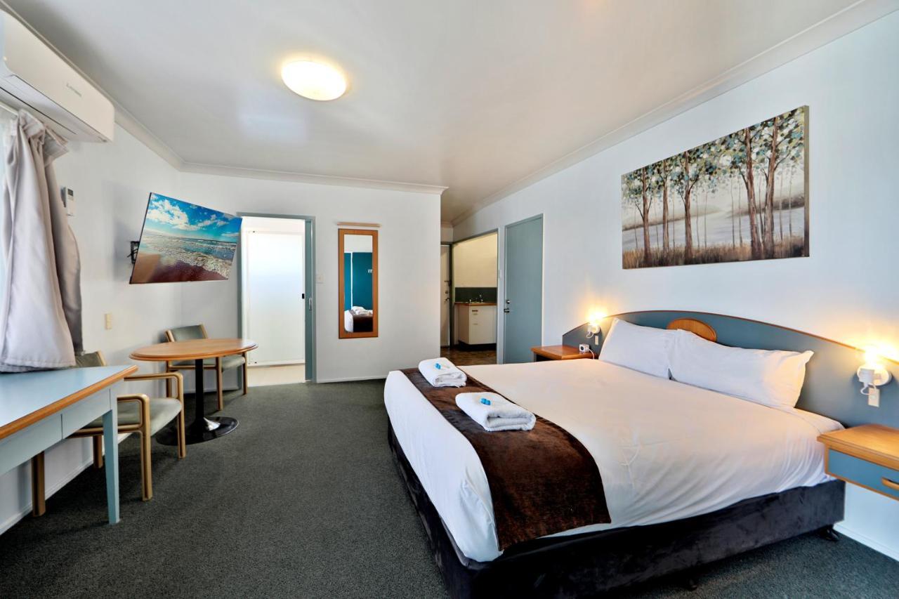 Oscar Motel Bundaberg Exteriör bild