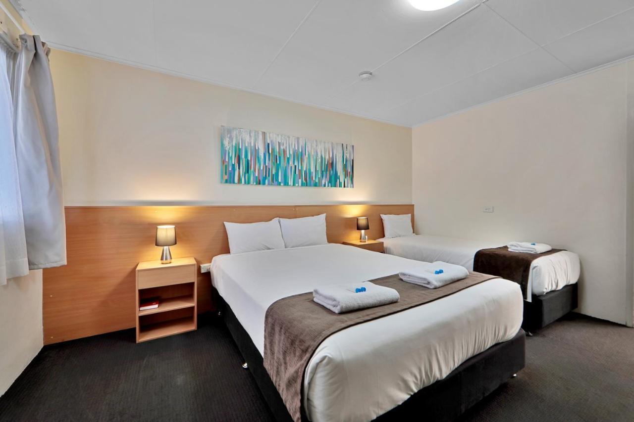Oscar Motel Bundaberg Exteriör bild