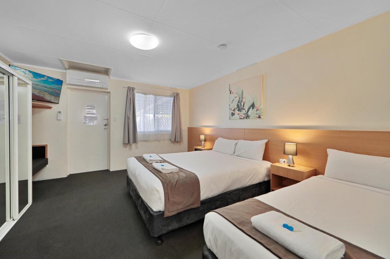 Oscar Motel Bundaberg Exteriör bild