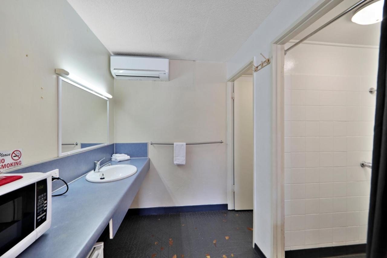 Oscar Motel Bundaberg Exteriör bild