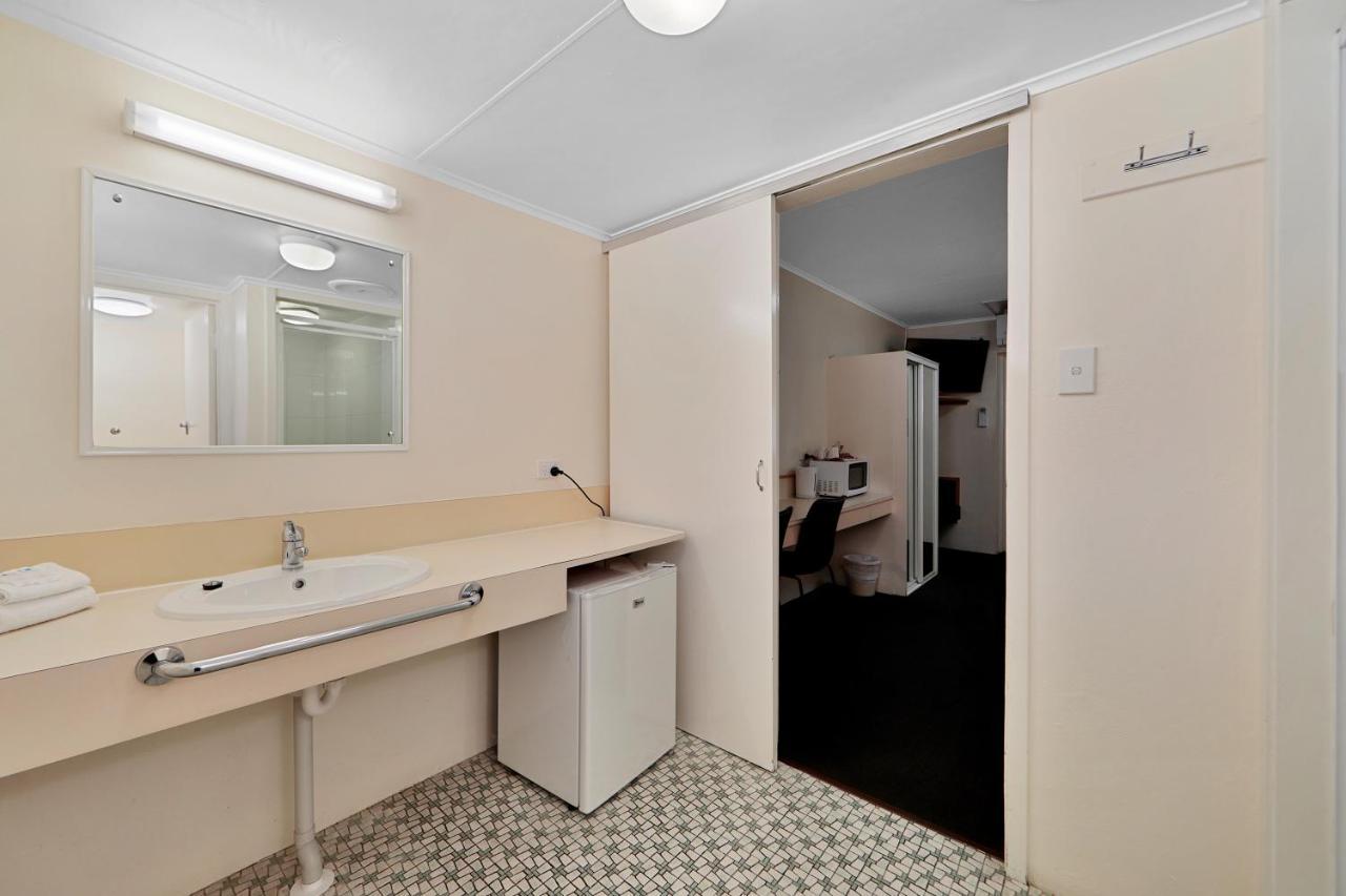 Oscar Motel Bundaberg Exteriör bild