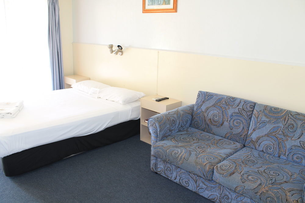 Oscar Motel Bundaberg Exteriör bild