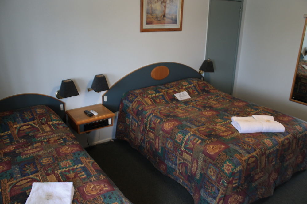 Oscar Motel Bundaberg Exteriör bild
