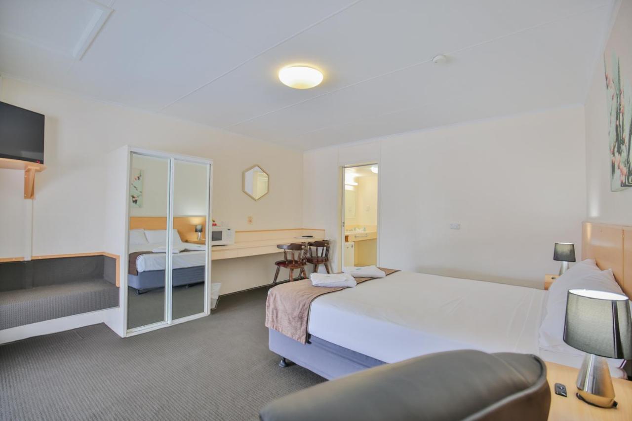 Oscar Motel Bundaberg Exteriör bild